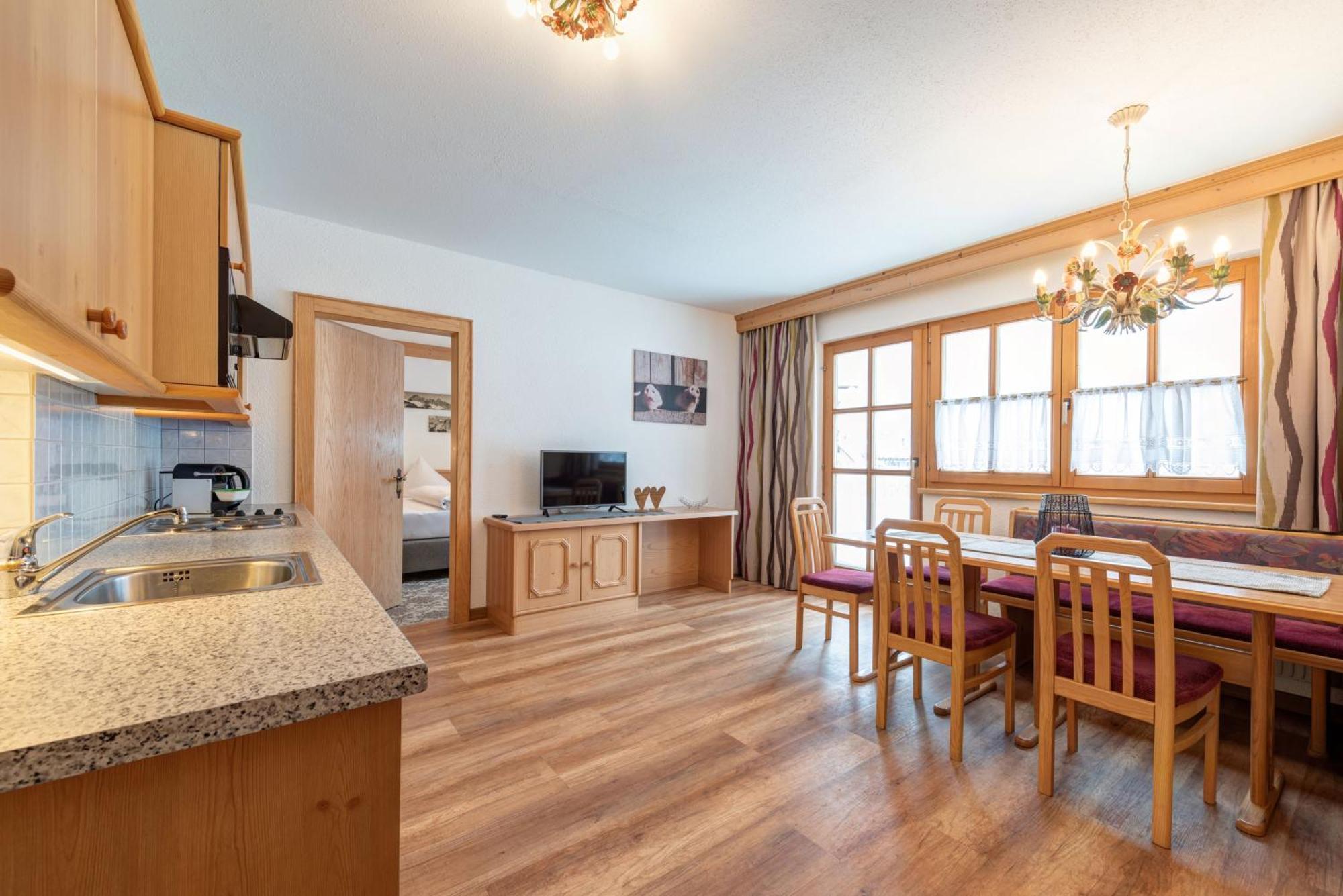 Apartment Landhaus Winkl Ischgl